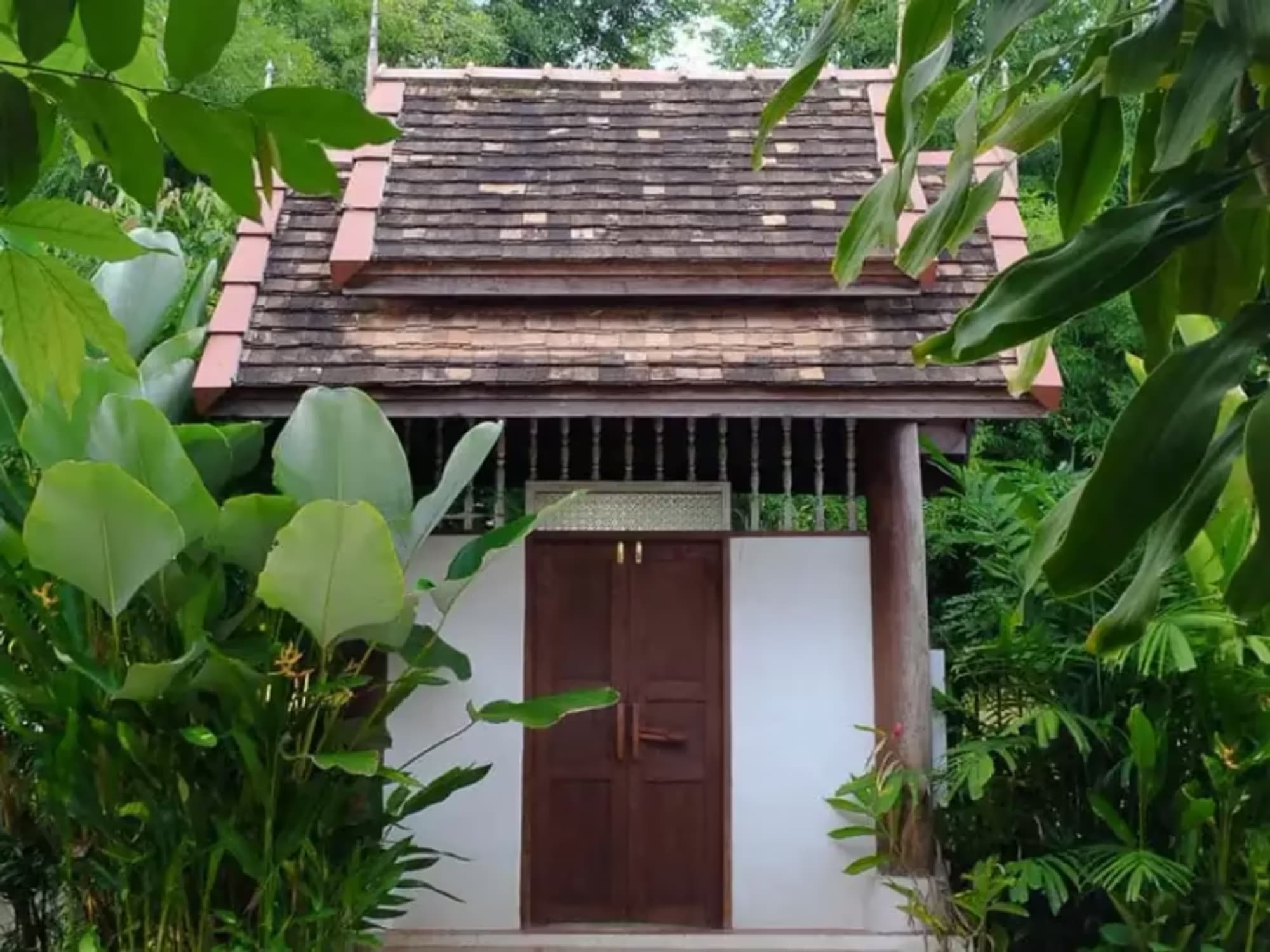 4 Bedroom House - Image 11