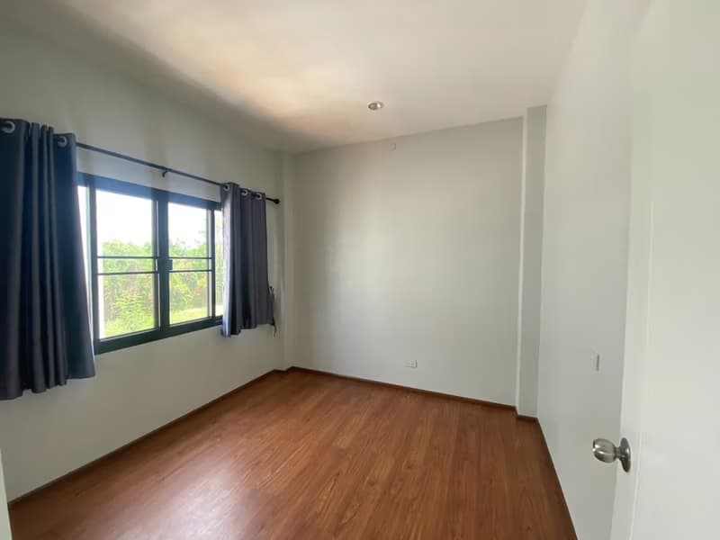 3 Bed House for Rent and Sale in Saraphi