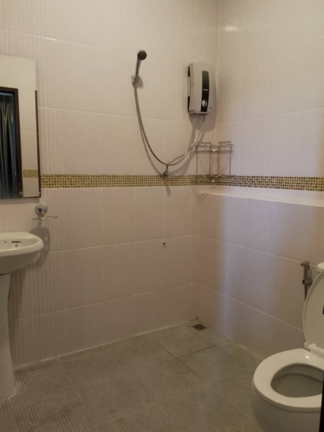 3 Bed House for Rent and Sale in San Pa Tong - Image 9