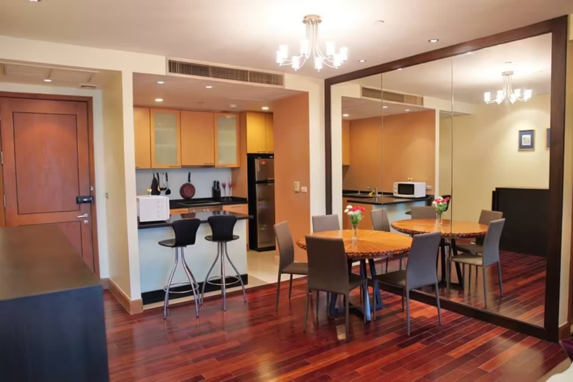 Condo for Rent at Sky Villas - Image 8