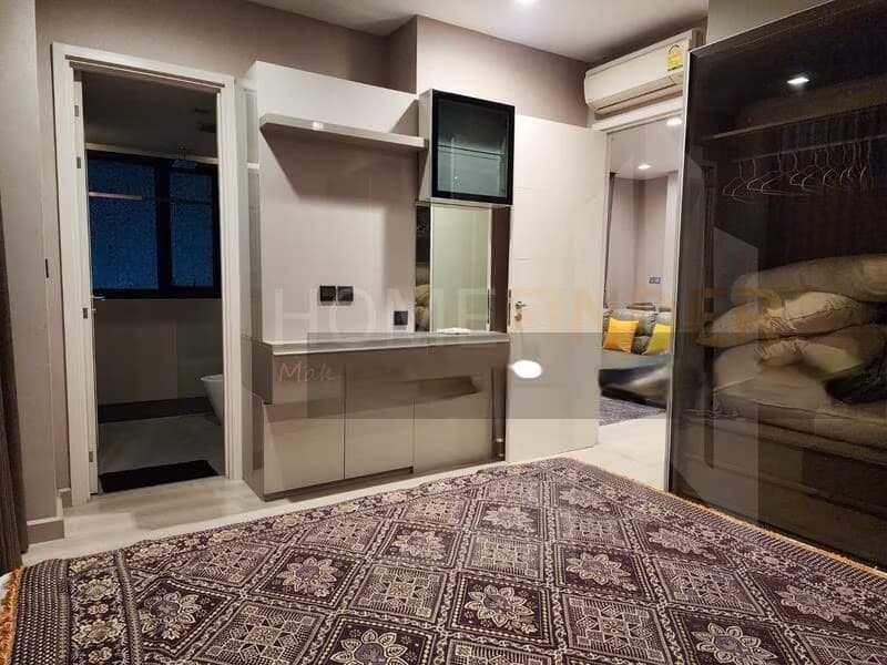 Condo for Rent at The Signature by Urbano