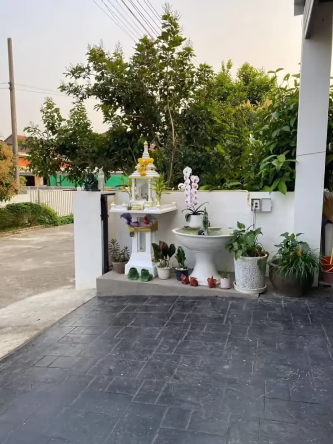 4 Bedroom House - Image 13