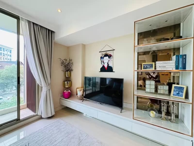 Condo for Rent at Hilltania