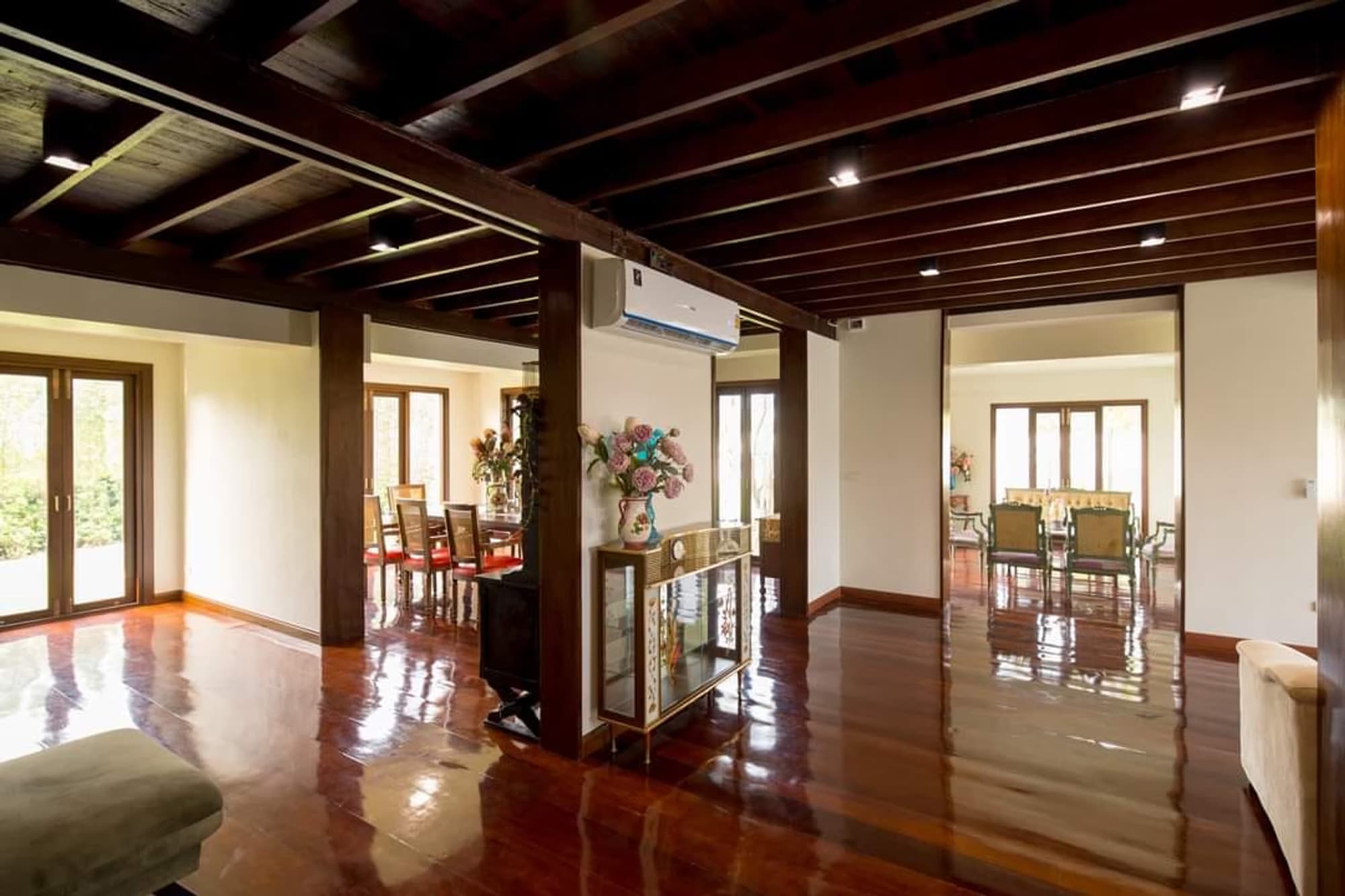 Pool Villa in Saraphi, Teak Traditional Thai Style - Image 16
