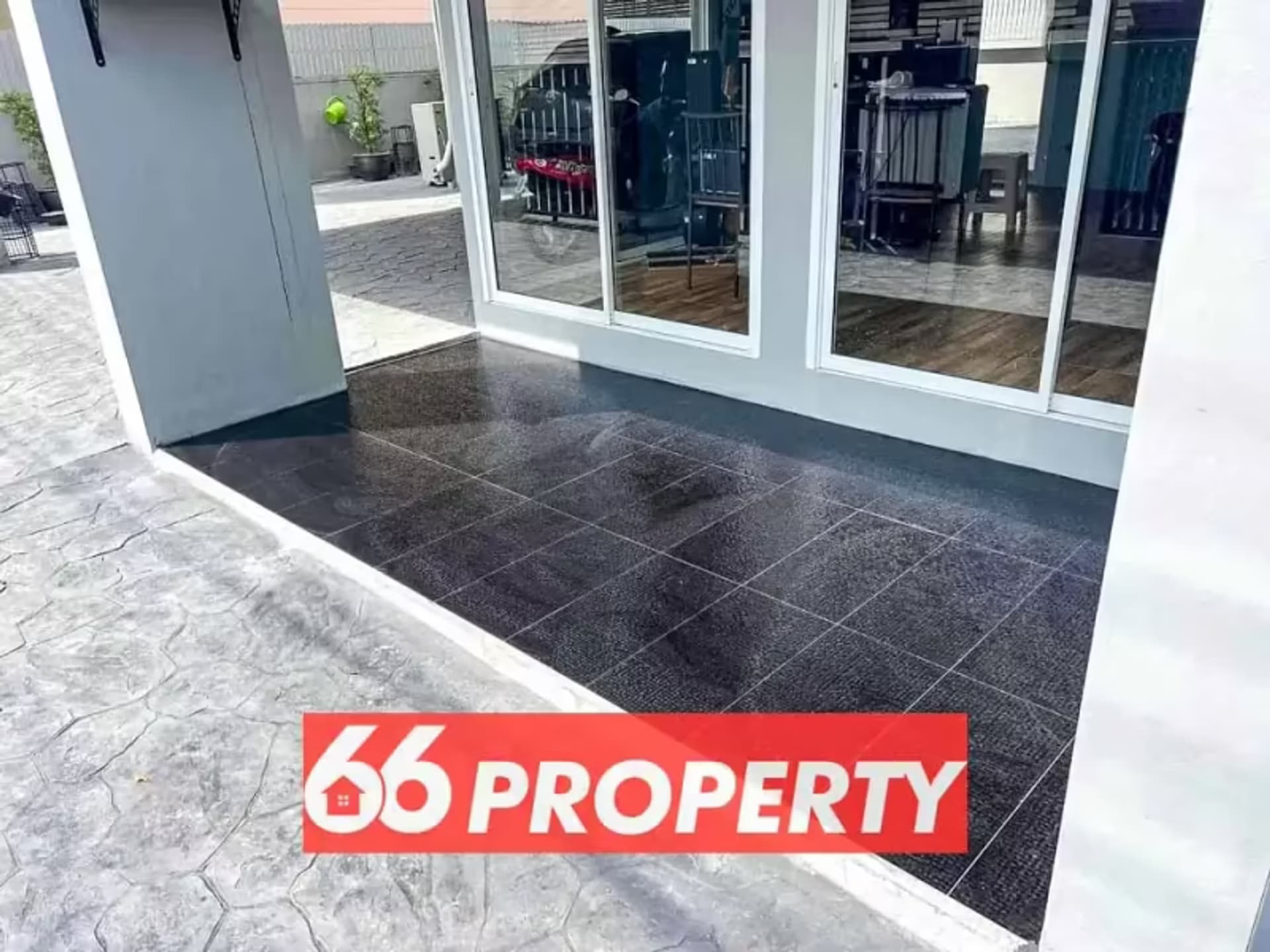 2 Bedroom House - Image 3