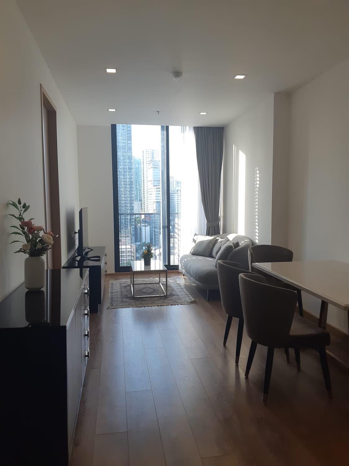 Condo for Rent at Noble BE 33   - Image 3