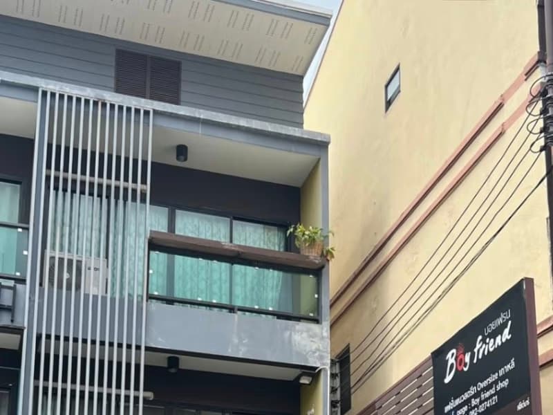 3 Bed Commercial for Rent and Sale in Mueang Chiang Mai