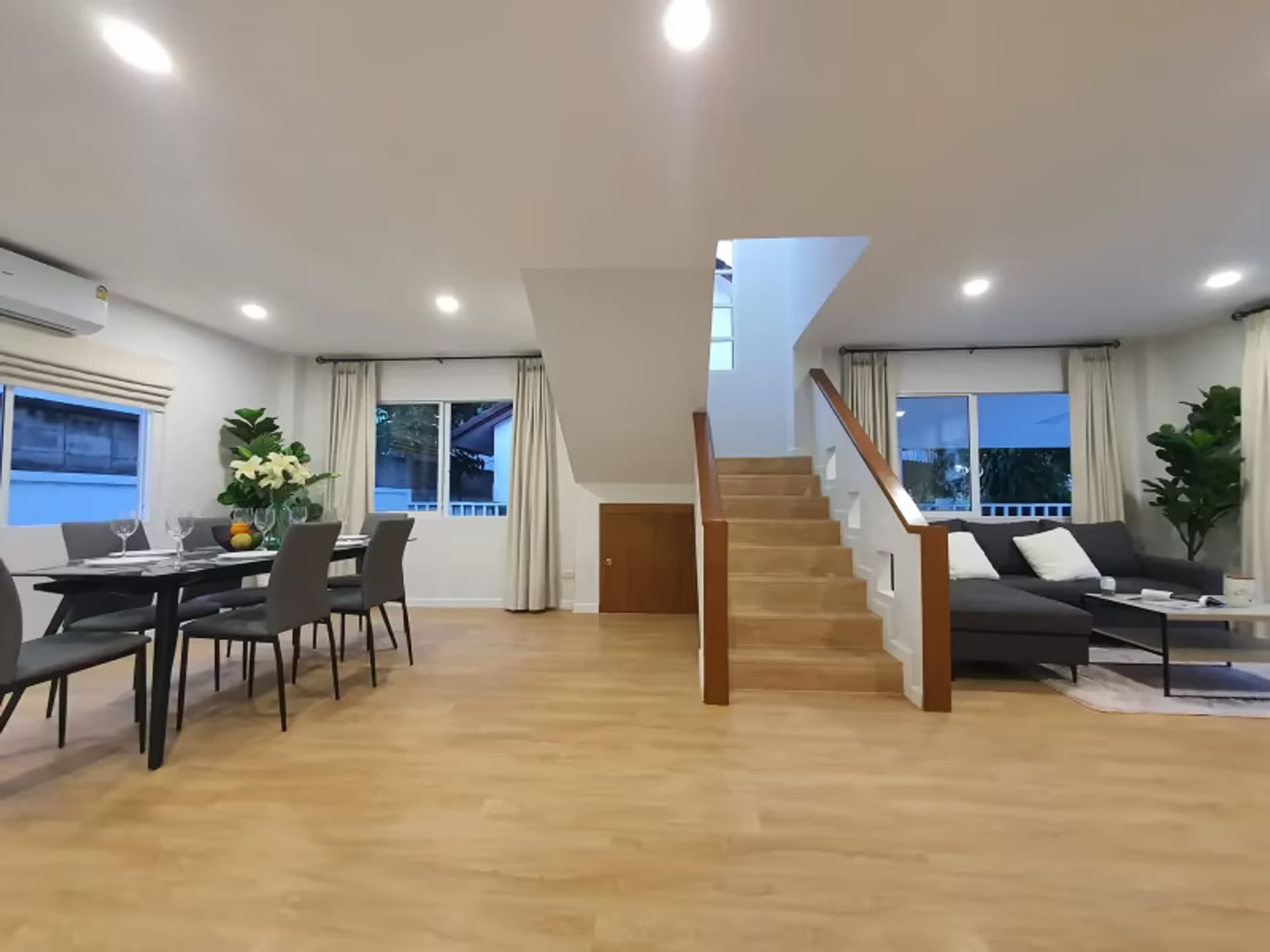 4 Bedroom House - Image 17