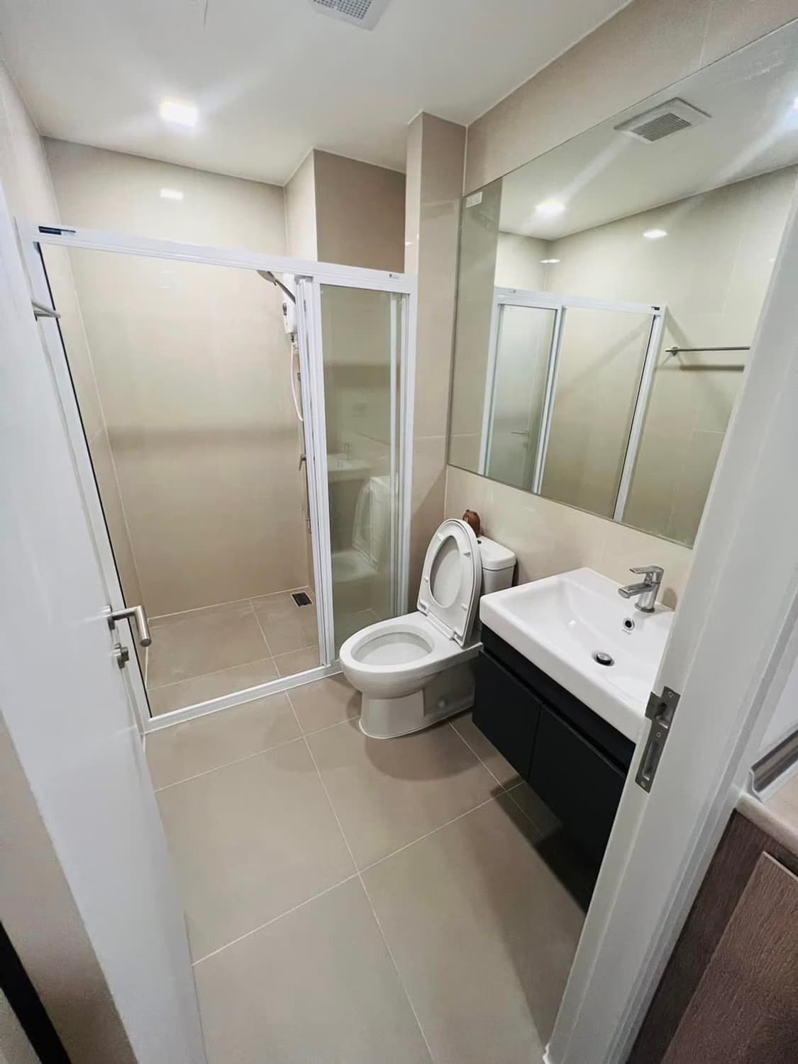 Condo for Rent at Modiz Sukhumvit 50 - Image 5