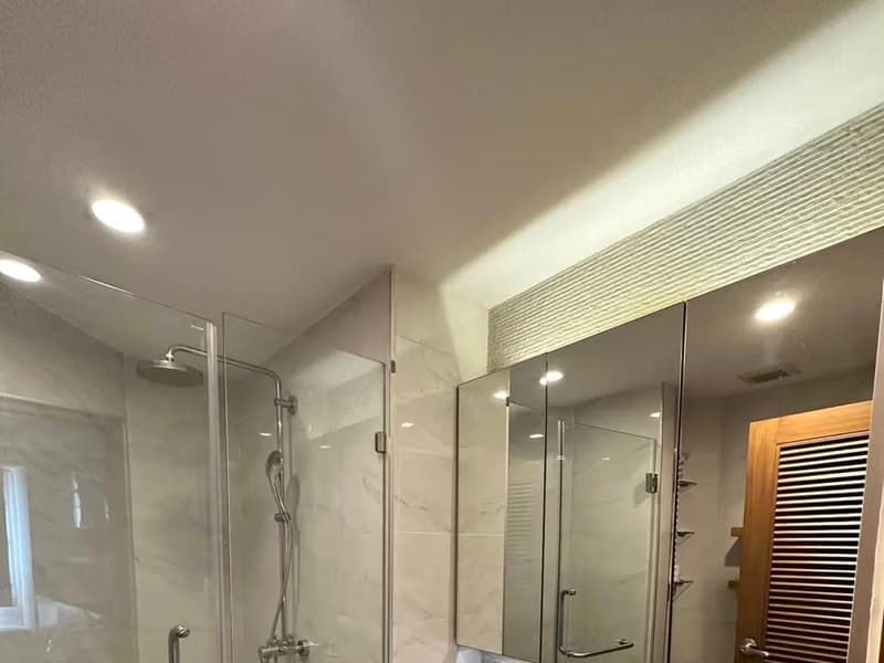 1 Bed Condo for Rent and Sale in Bang Rak
