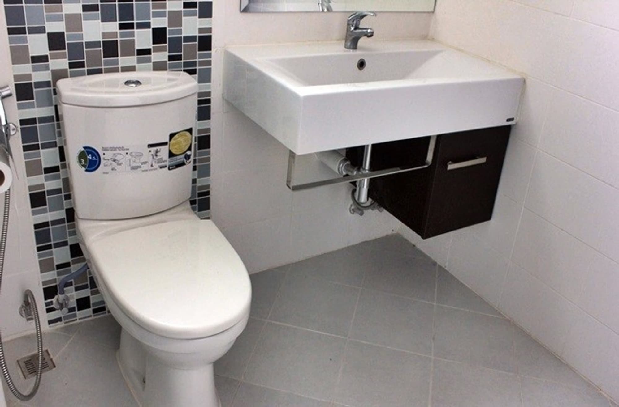 2 Bed Condo for Sale in Mueang Chiang Mai - Image 10