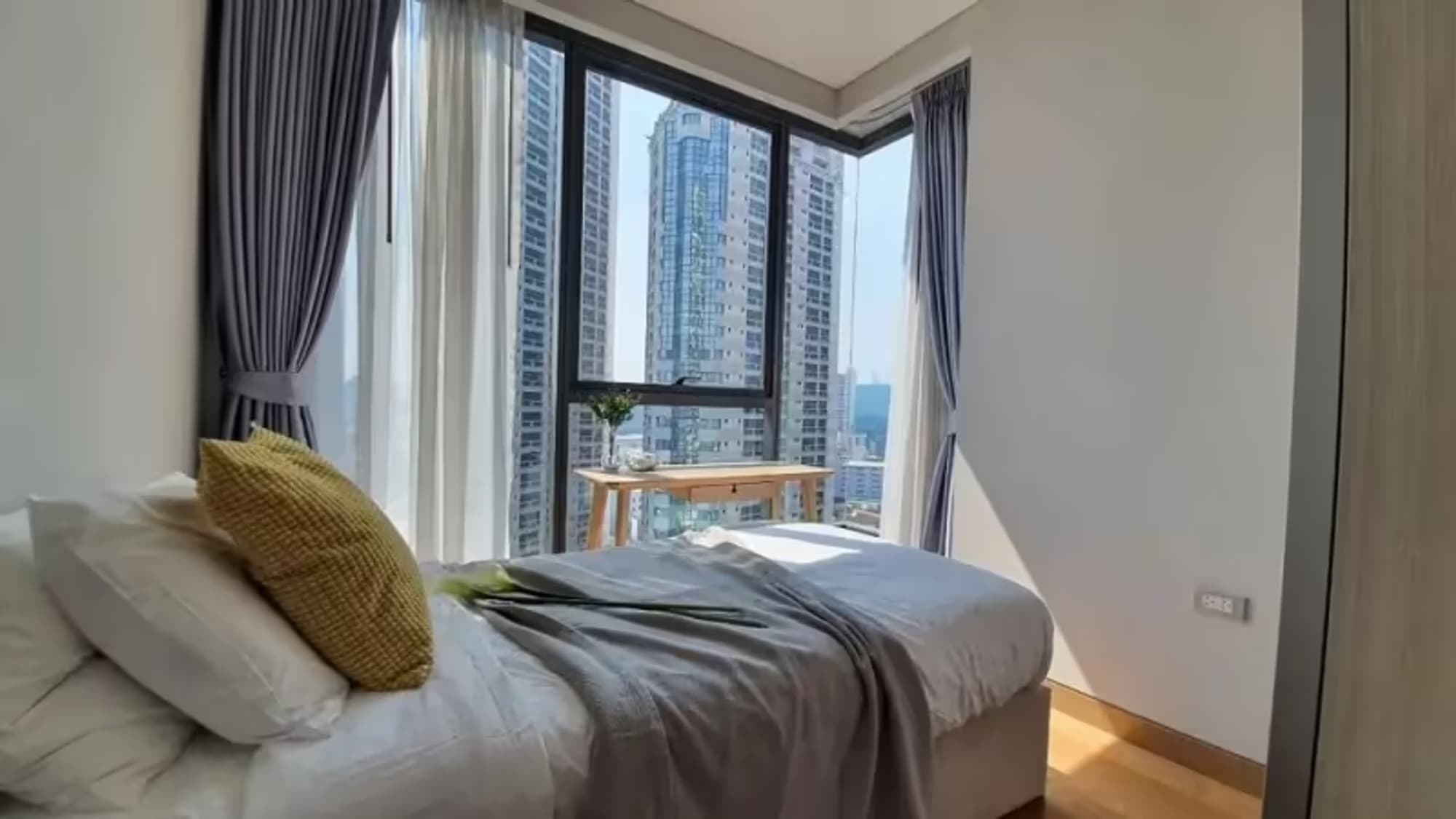 The Lumpini 24 - 2 Bed Condo for Rent, Sale *LUMP3164 - Image 10