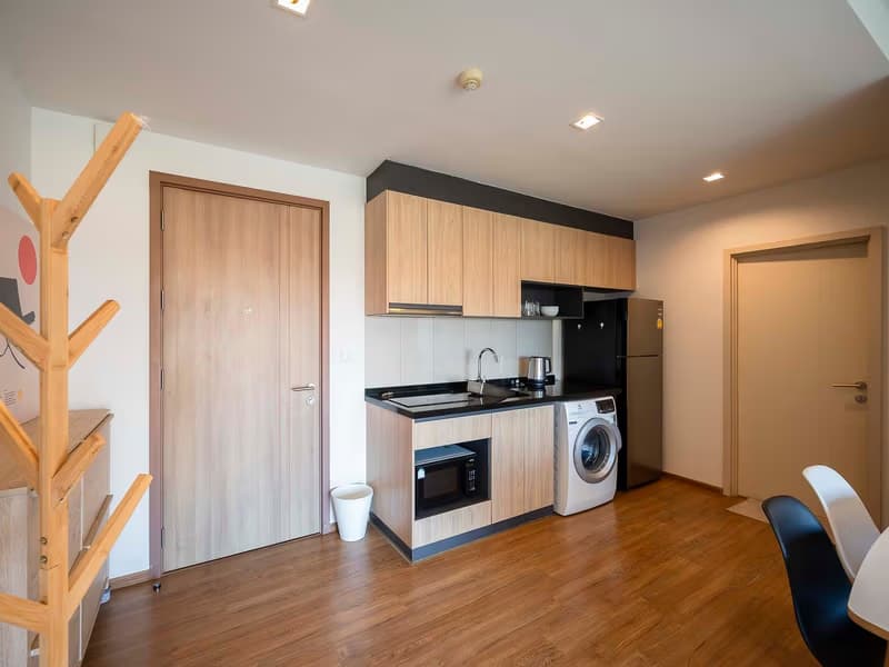 2 Bed Condo for Rent in Watthana