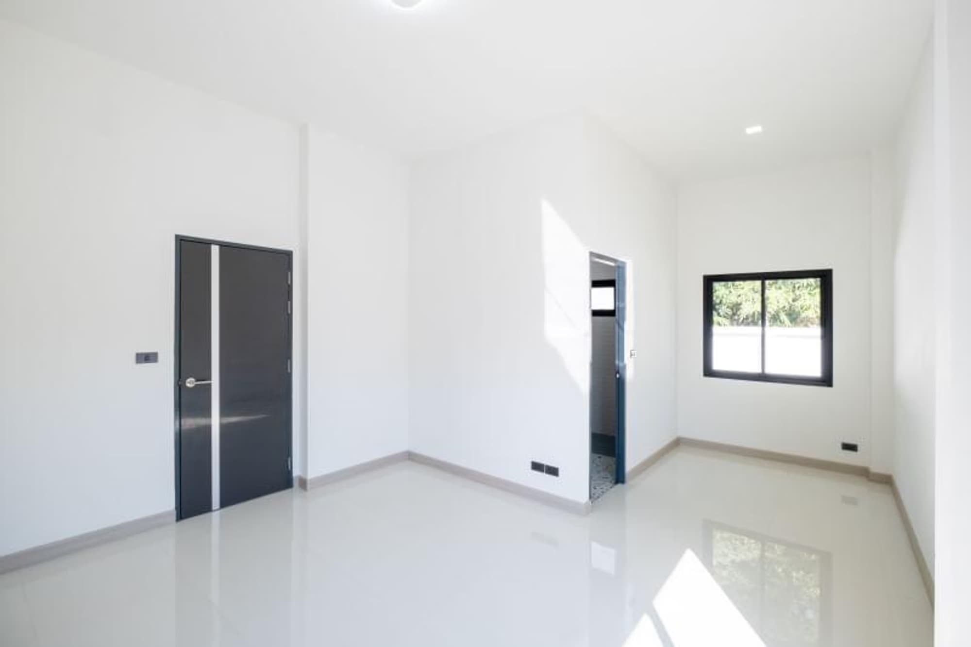 3 ห้องนอน บ้าน สำหรับ ขาย ใน San Kamphaeng District - Image 4