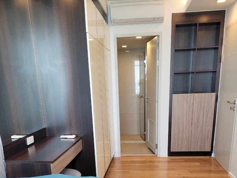 Condo for Rent at Focus Ploenchit