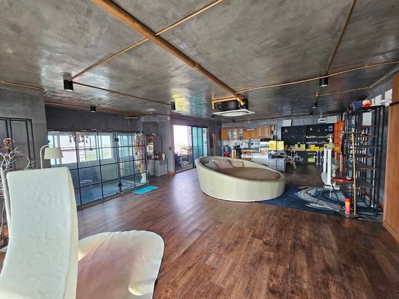 2 Bed Condo for Sale in Phra Khanong