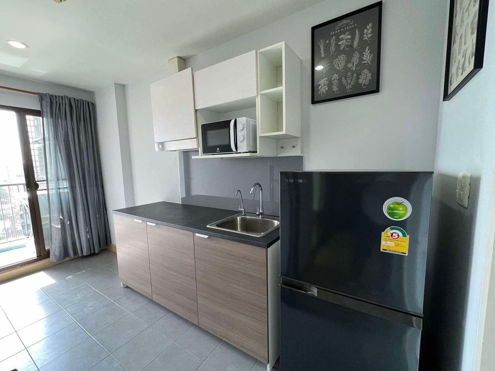 1 Bed Condo for Sale in Bang Na - Image 3