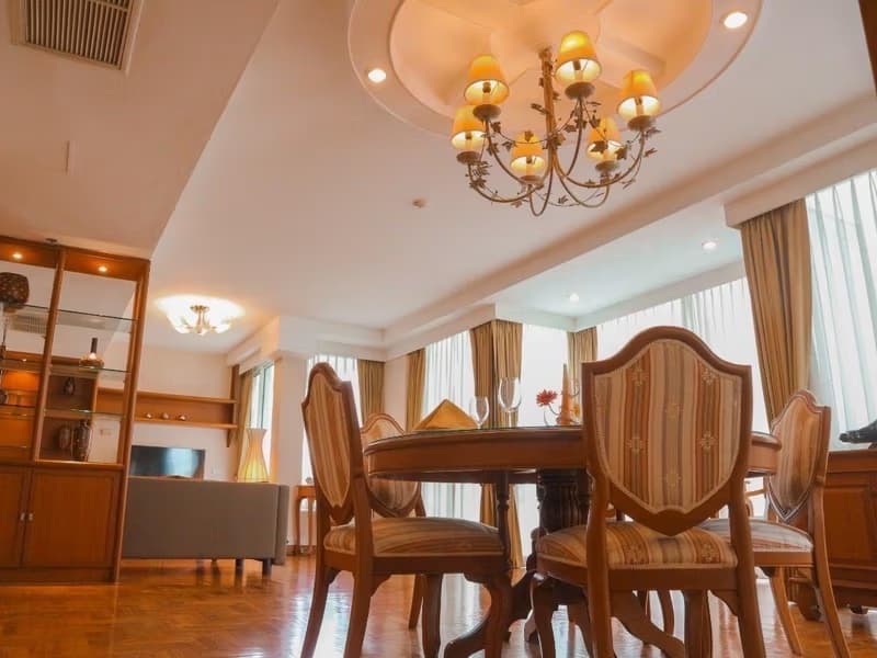 Condo for Rent at Langsuan Ville 