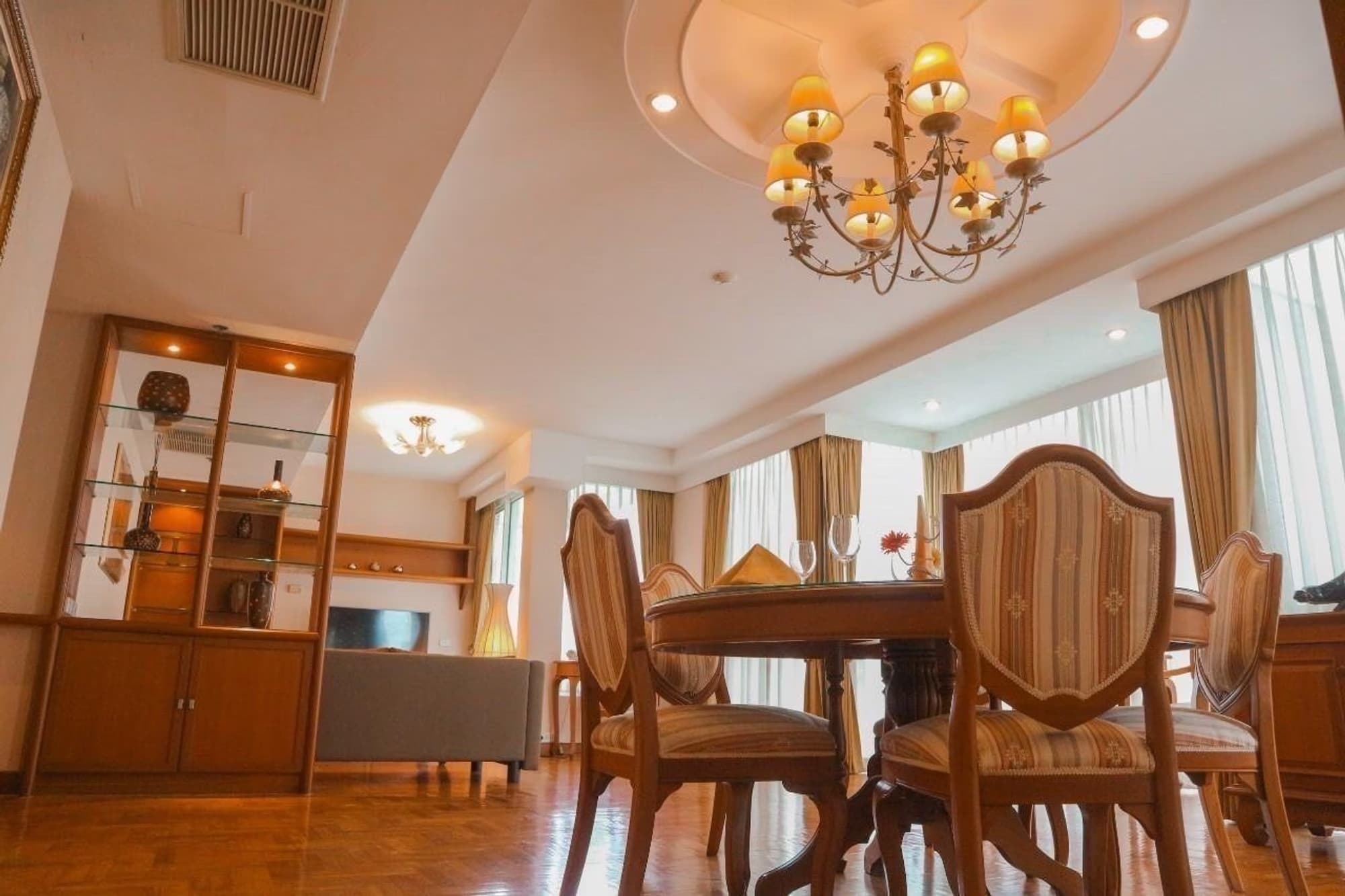 Condo for Rent at Langsuan Ville  - Image 2