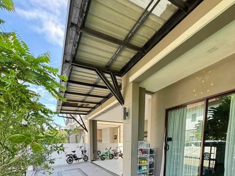 House for Sale at Pruksaville 73 Phatthanakan.