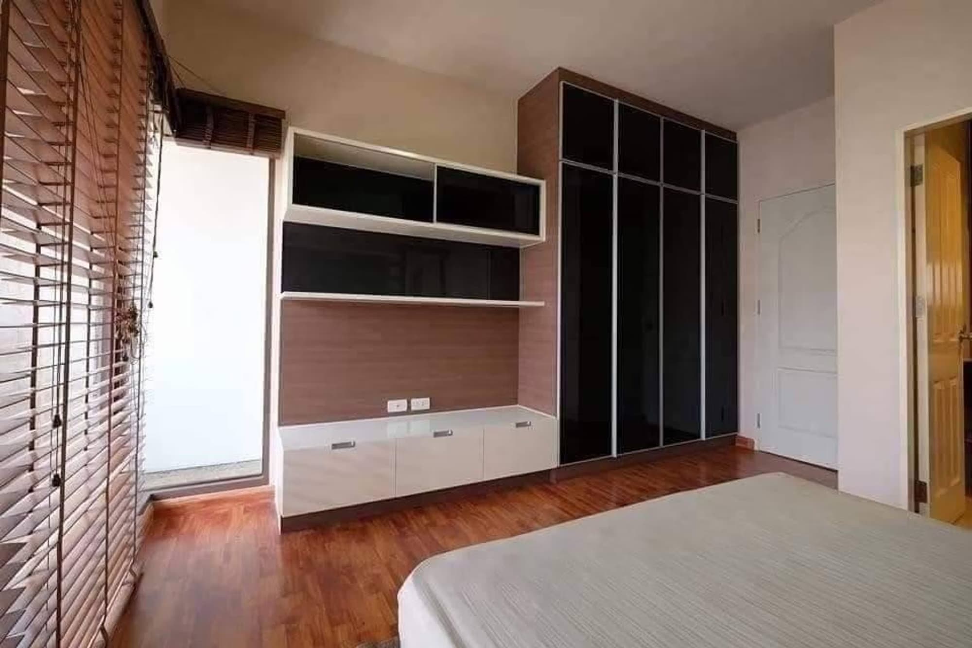 3 Bed House for Rent  Near Bang Chak BTS - Image 20