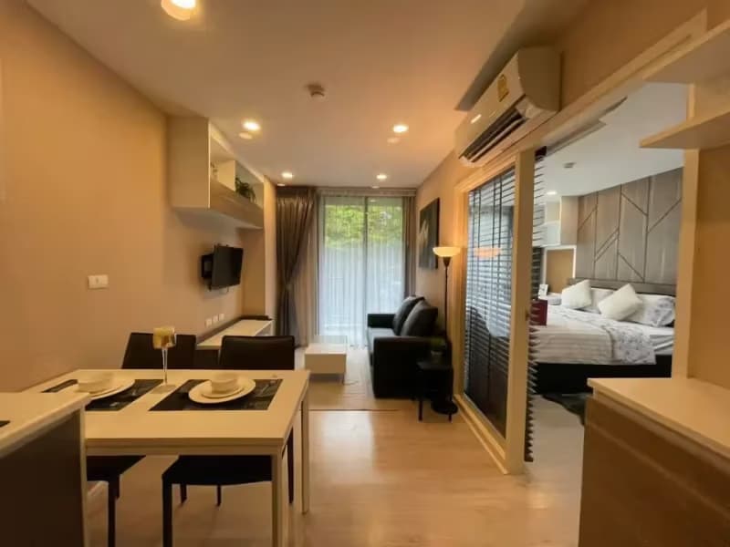1 Bedroom Condo