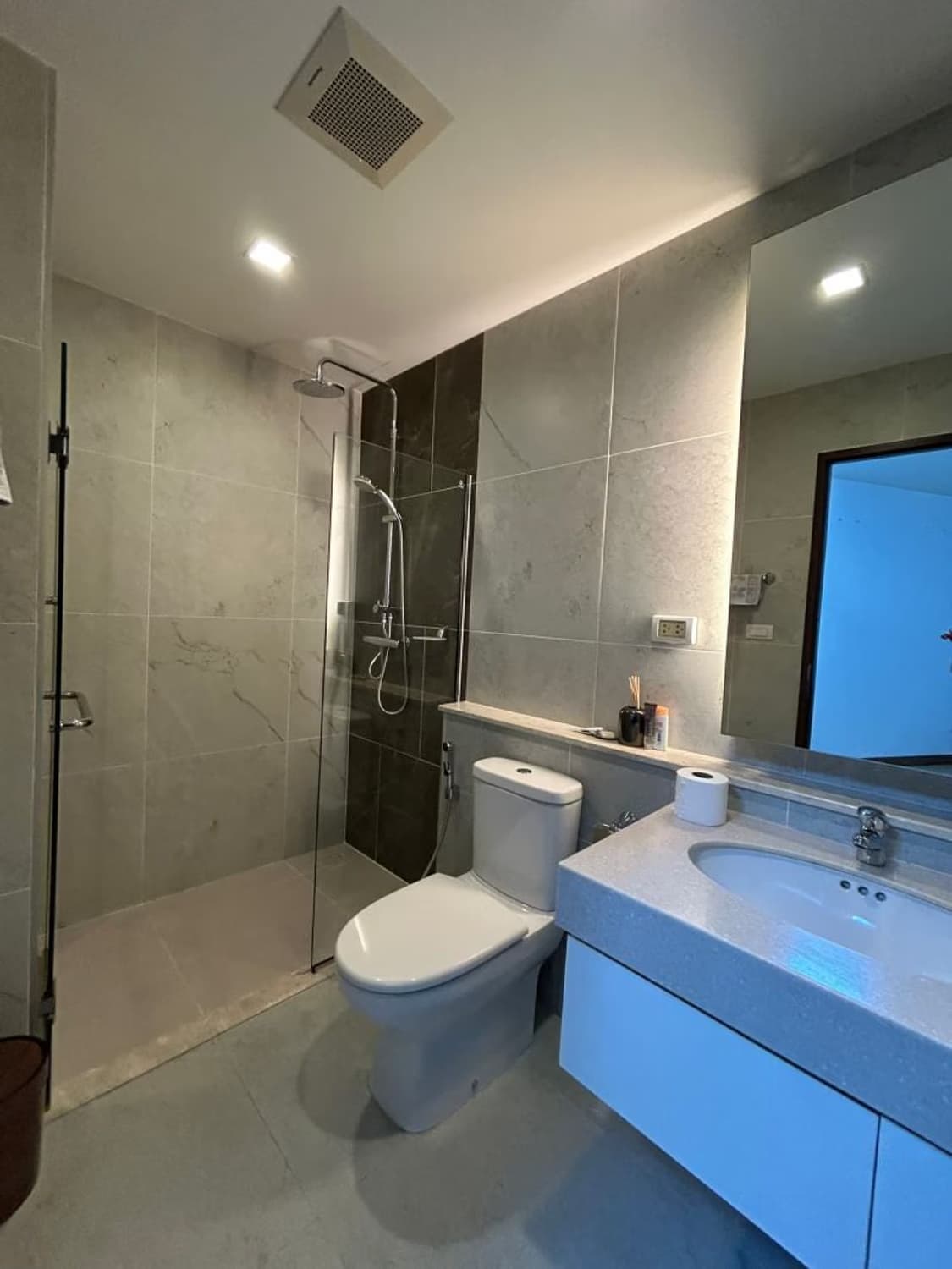 2 Bed Condo for Rent and Sale in Mueang Chiang Mai - Image 9