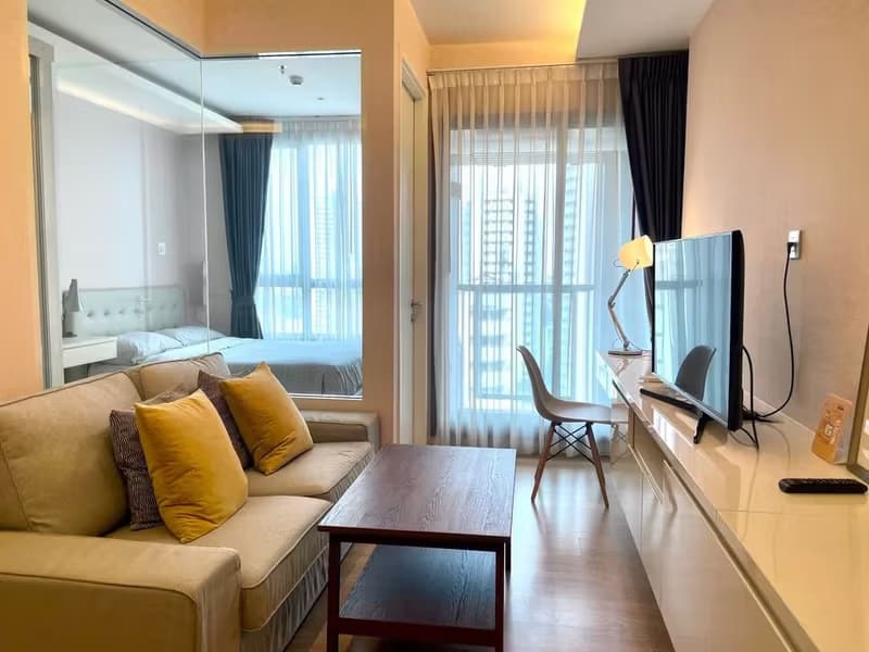 H Sukhumvit 43 Condominium