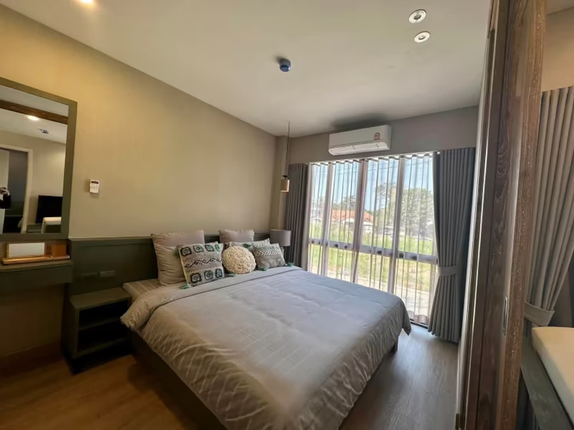 2 Bedroom Condo - Image 6