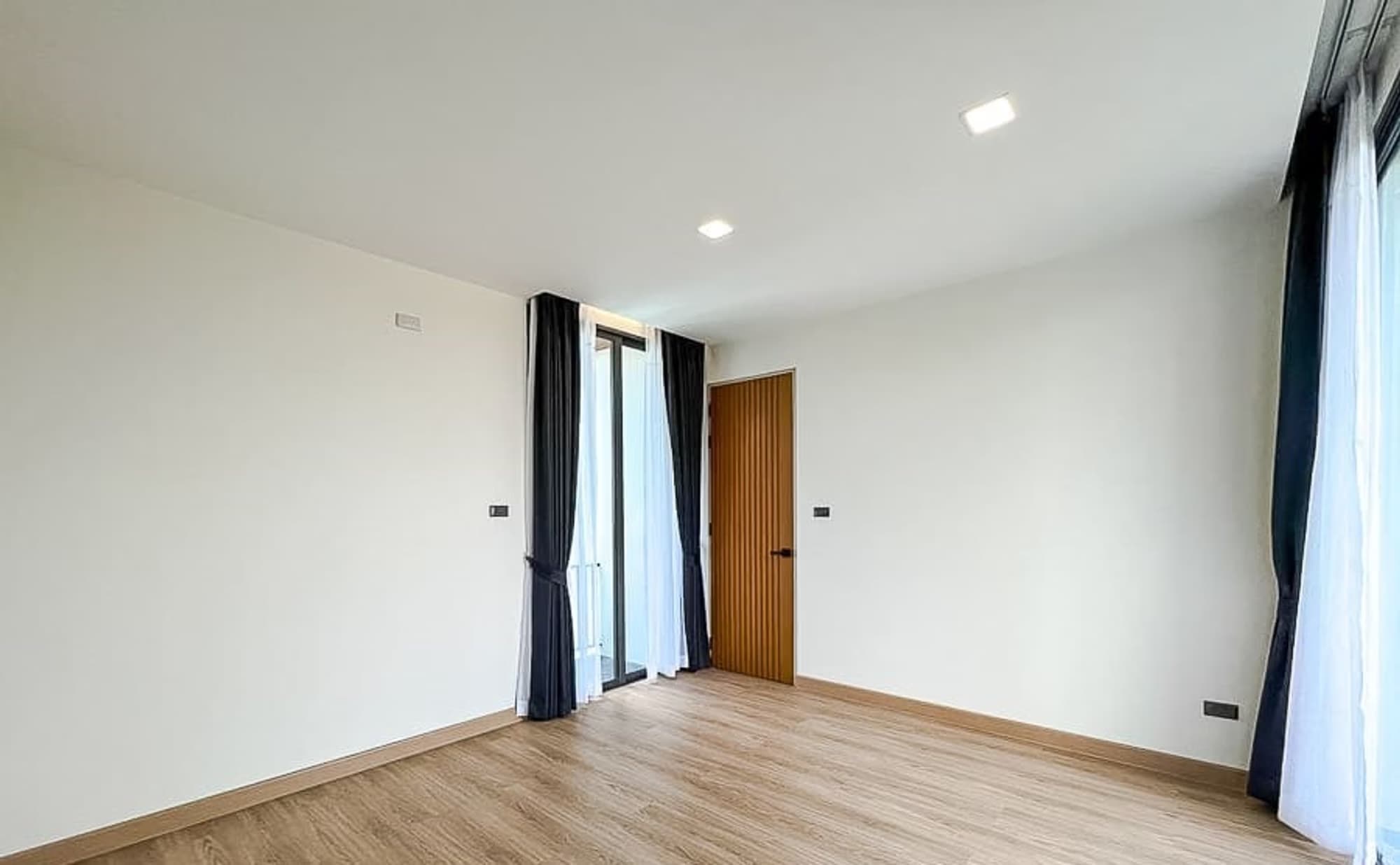 3 Bedroom House - Image 12