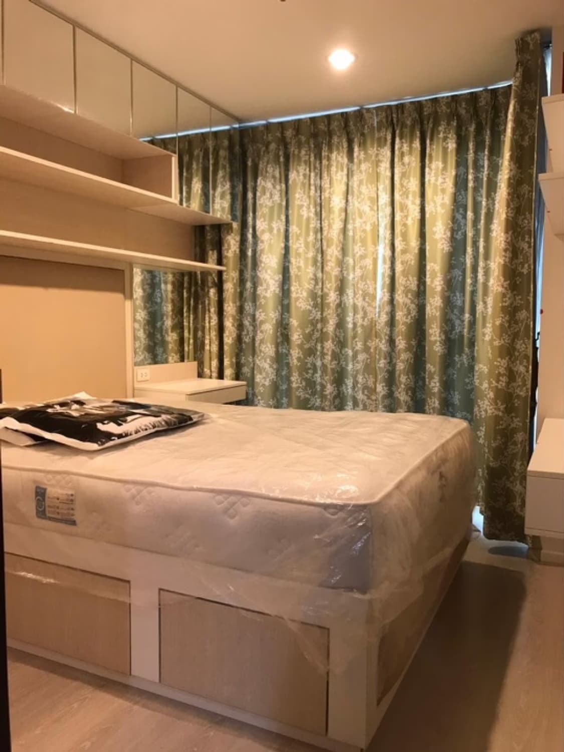 1 ห้องนอน Condo สำหรับ จำหน่าย ใน สาทร - Image 11