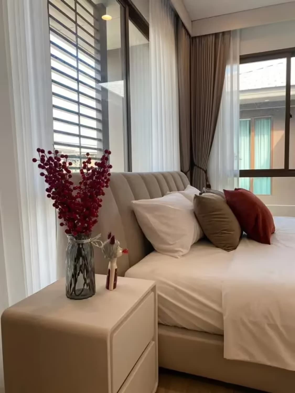 4 Bedroom House - Image 10