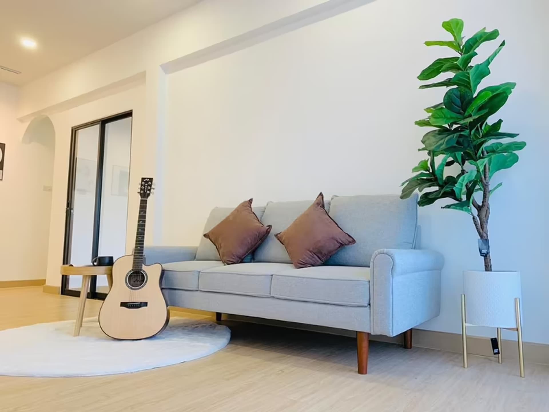 4 Bedroom House - Image 3