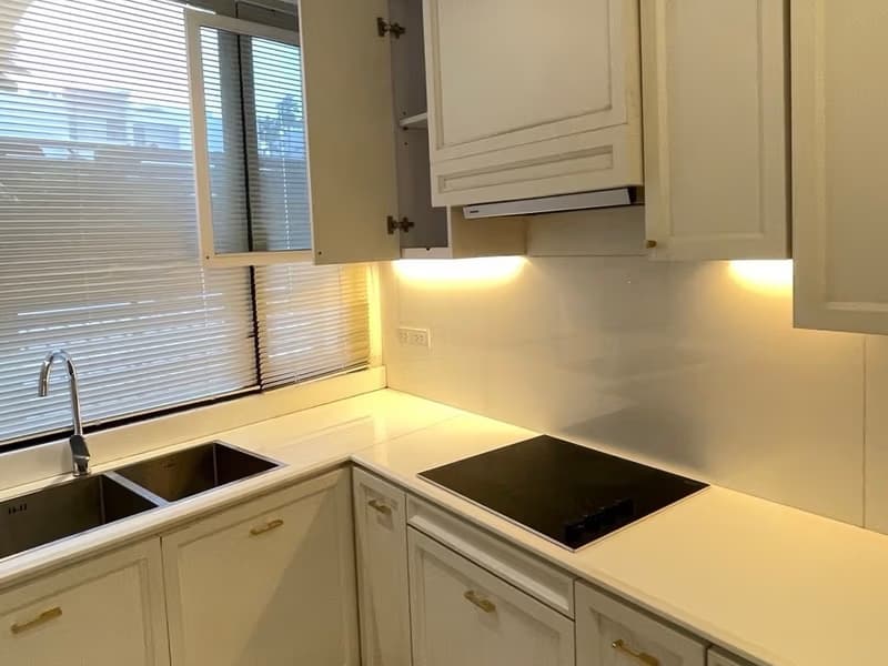 3 Bed Condo for Rent in Yan Nawa