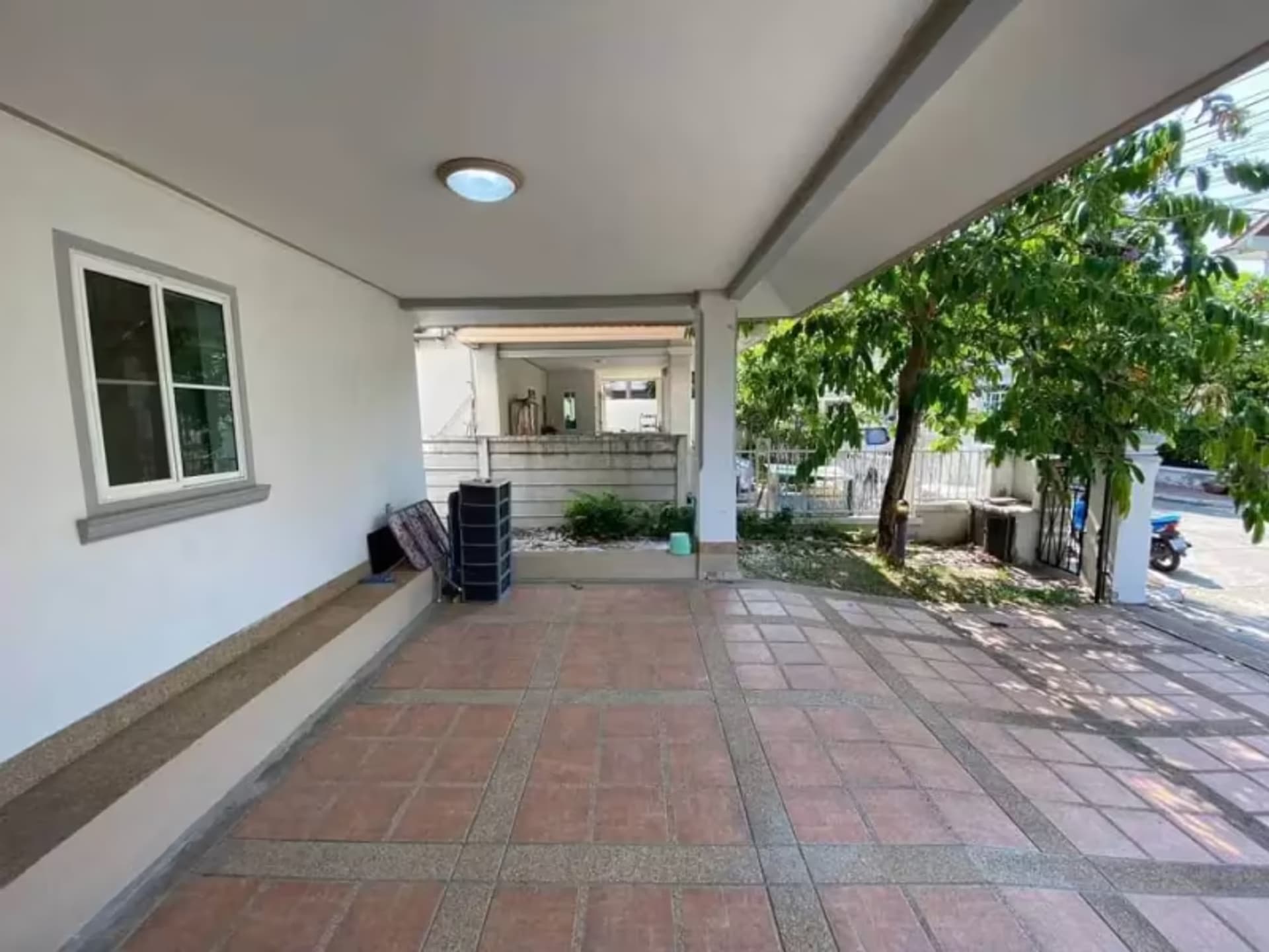 3 Bedroom House - Image 10