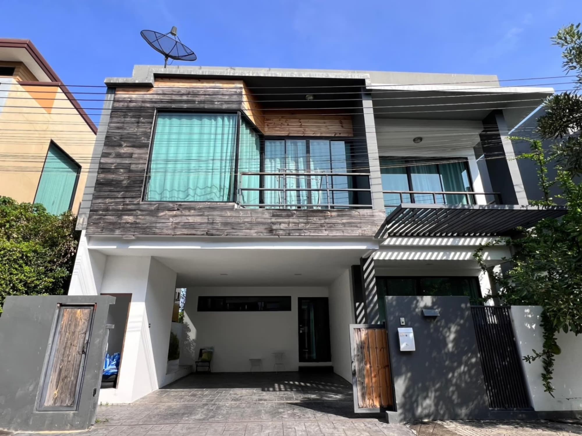 4 ห้องนอน บ้าน สำหรับ จำหน่าย ใน Mueang Chiang Mai District - Image 1