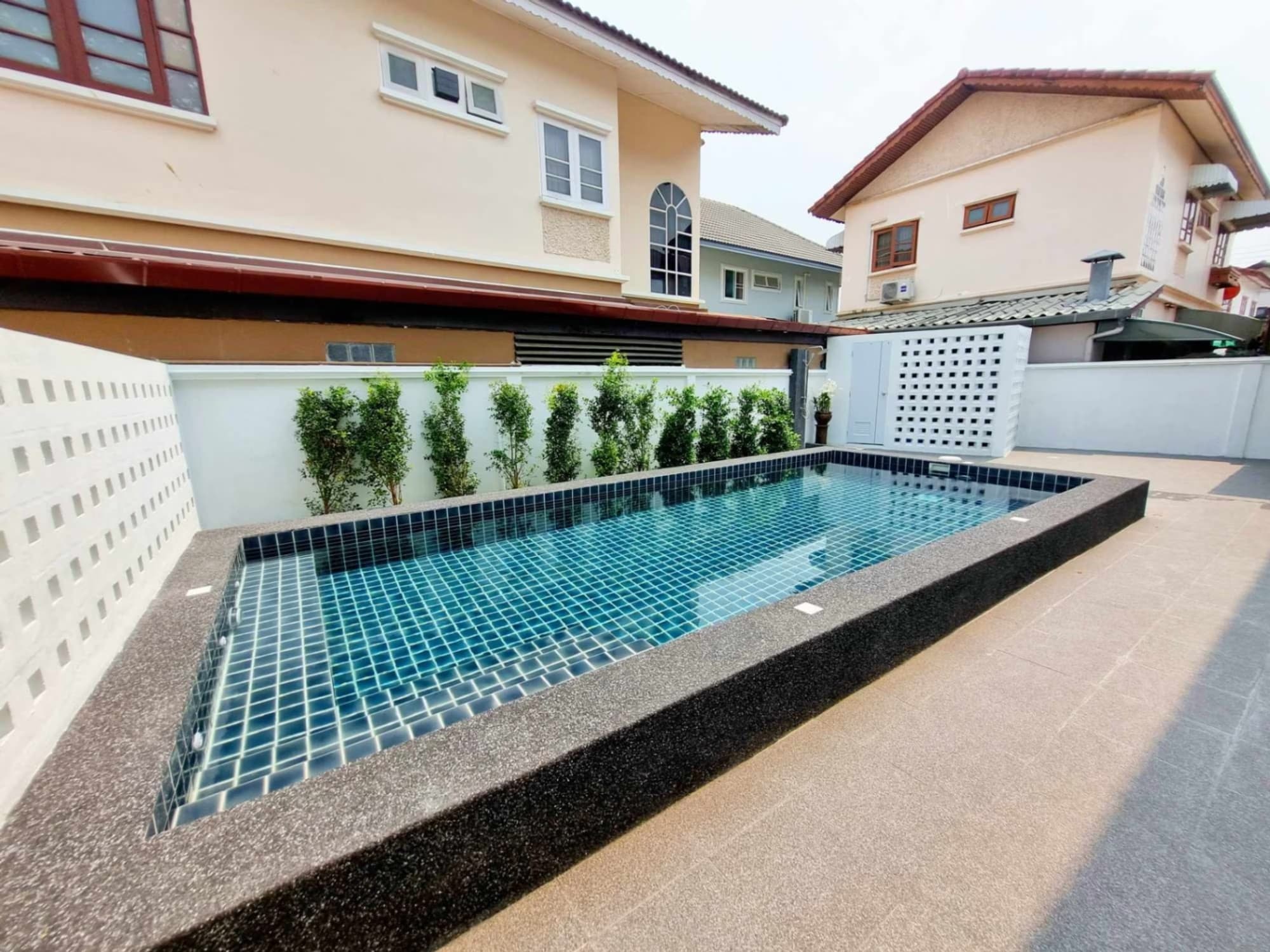 3 Bed House for Rent in Hang Dong - Image 1
