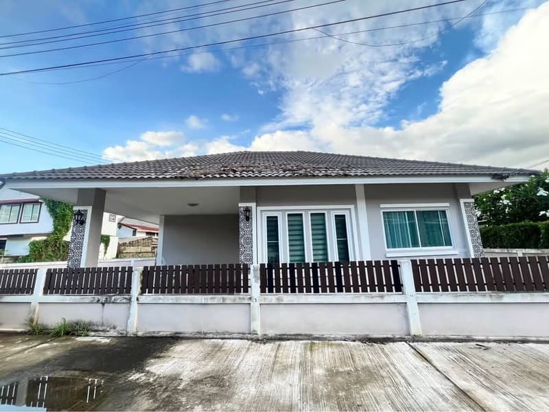 3 Bed House for Rent in Hang Dong District