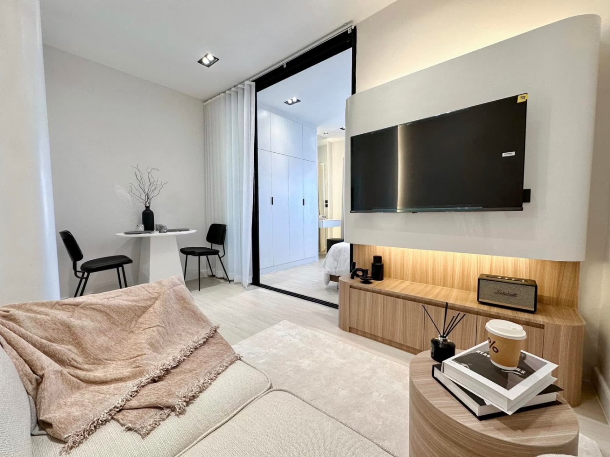 1 Bed Condo for Sale in Mueang Chiang Mai - Image 4