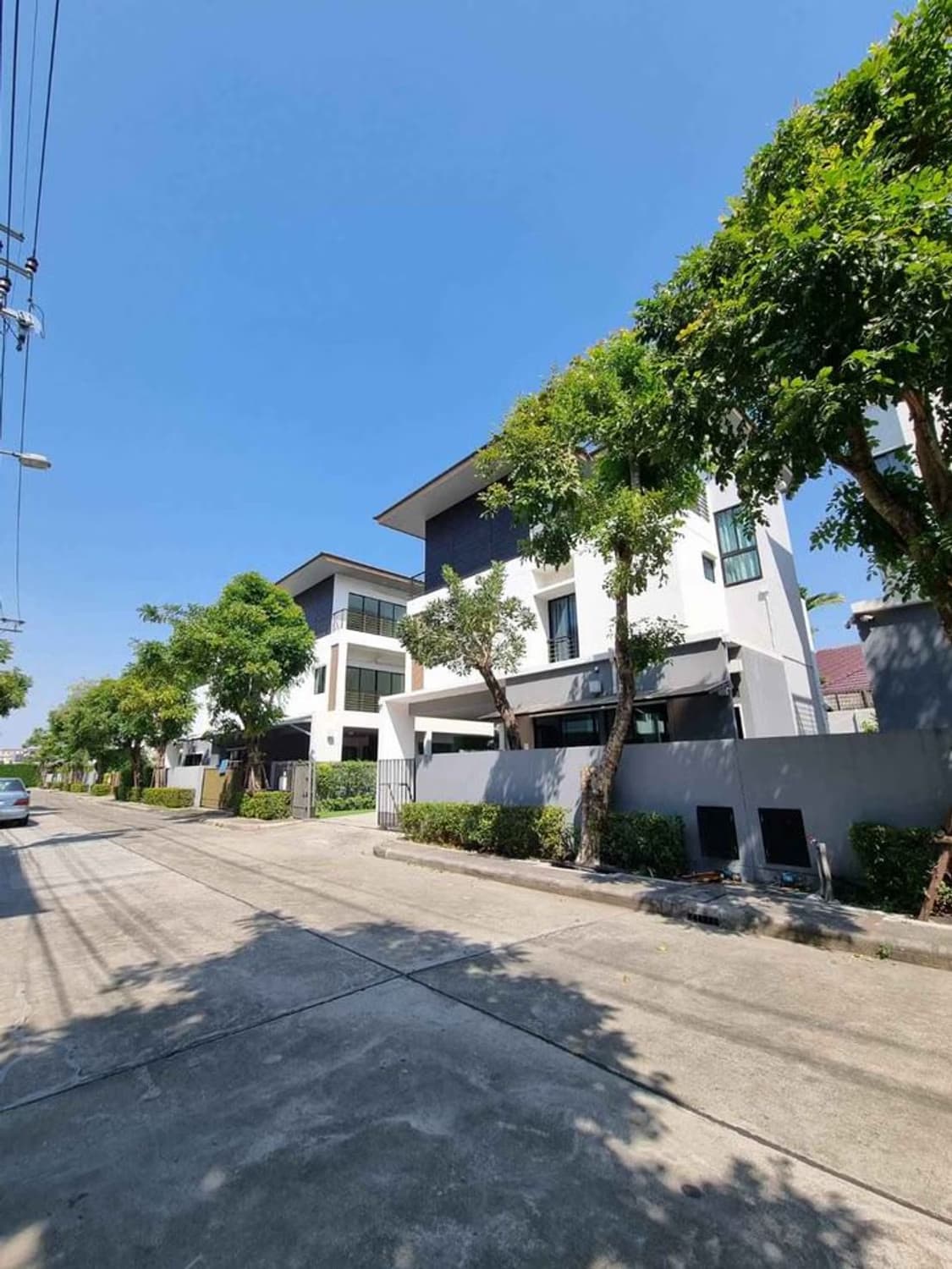  House for Rent, Sale at Baan Lumpini Suan Luang Rama 9 - Image 11