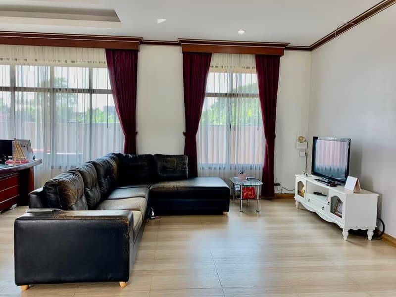 4 Bed House for Sale in Mueang Chiang Mai
