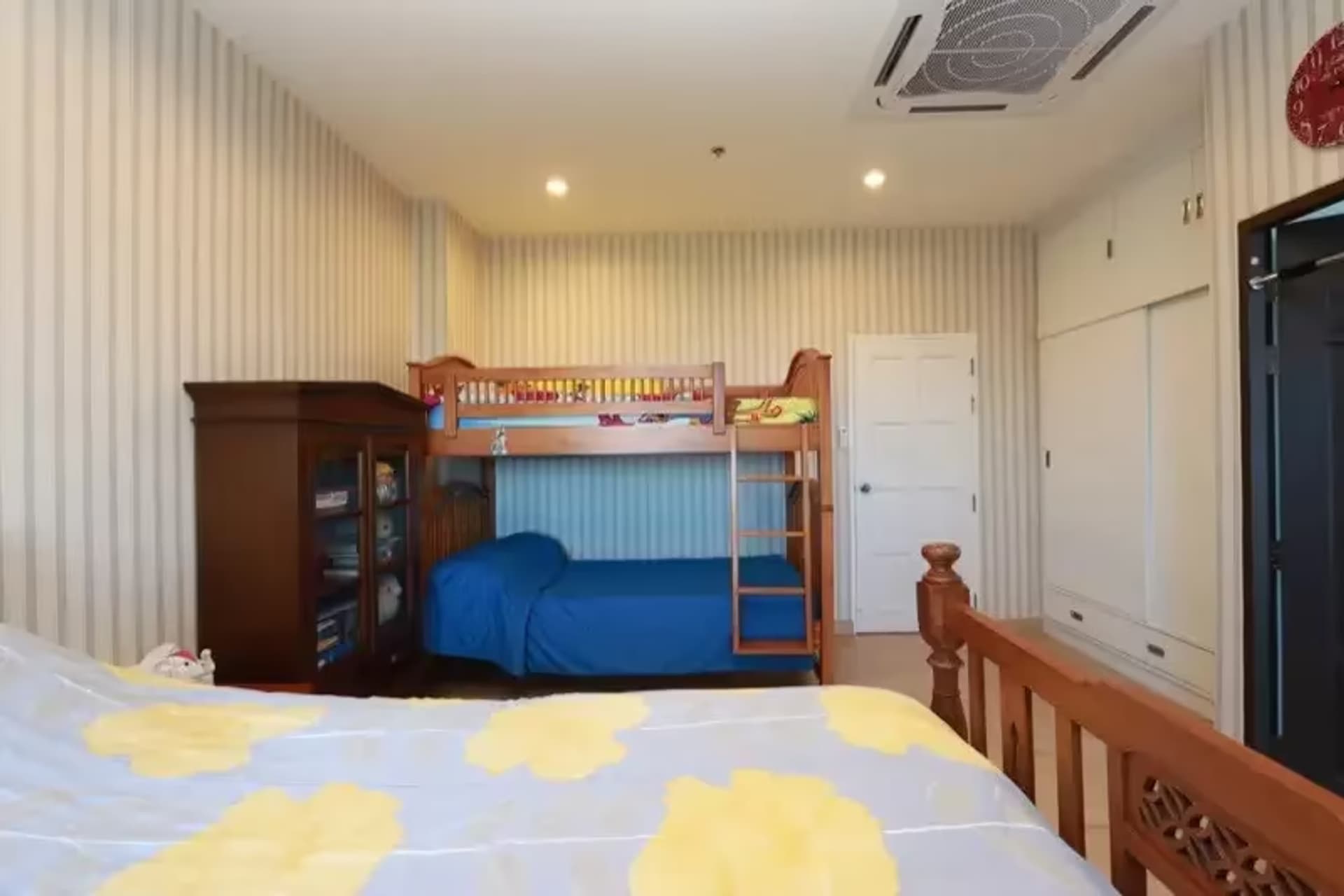 3 Bedroom Condo - Image 15