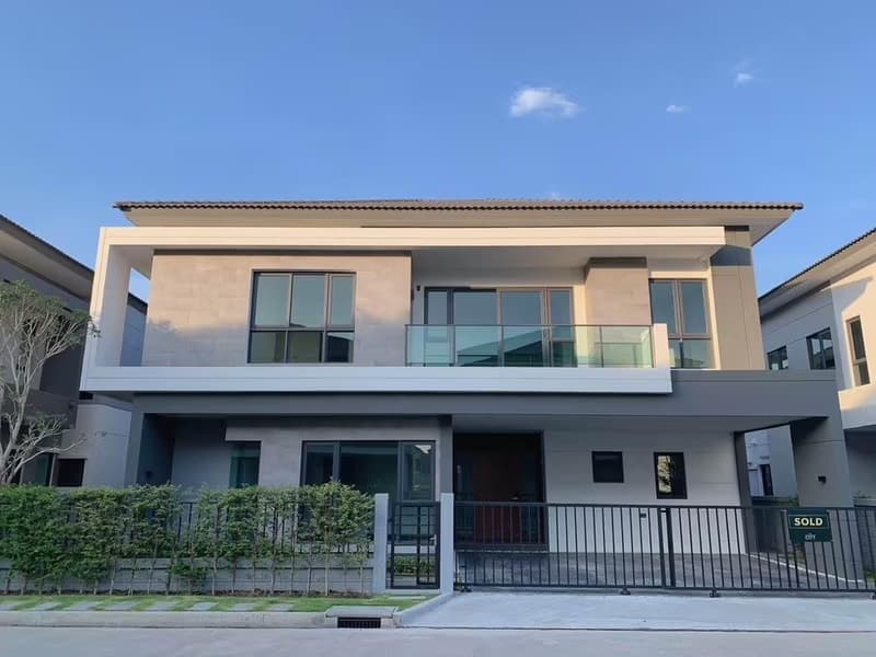 4 Bed House for Rent and Sale in Bang Phli
