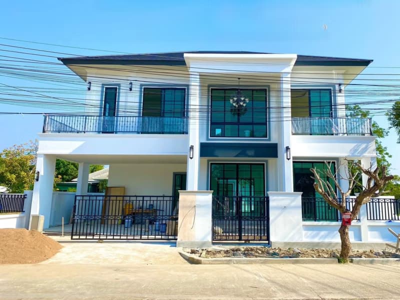 4 Bed House for Sale in Hang Dong District