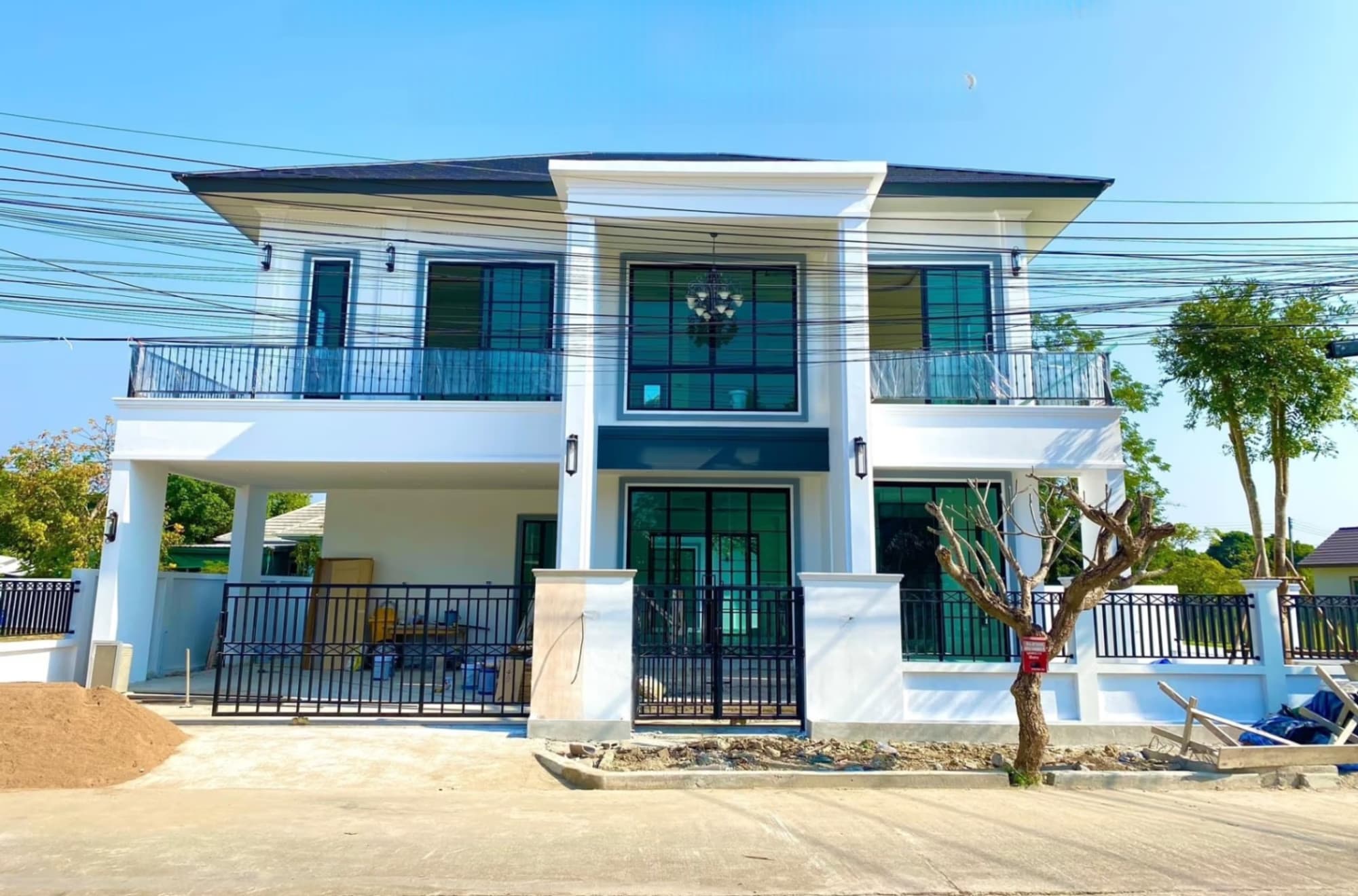4 Bed House for Sale in Hang Dong District - Image 1