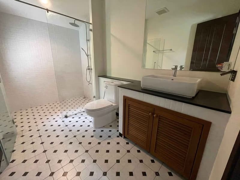 4 Bed House for Rent in Hang Dong