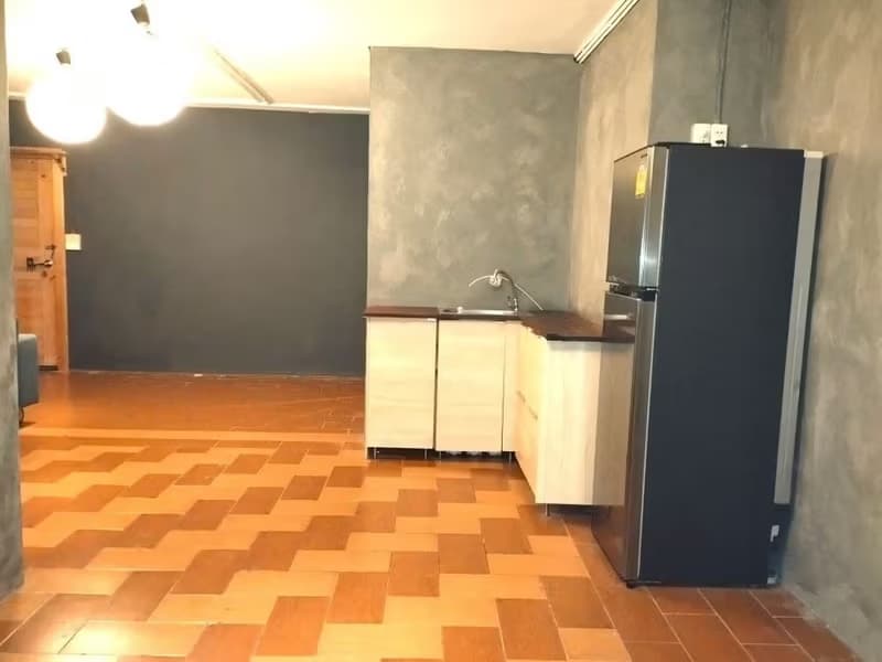Condo for Sale at Sathorn Suite