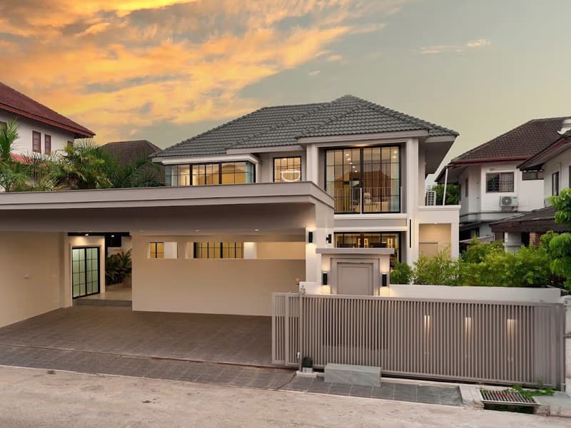 5 Bed House for Sale in Mueang Chiang Mai District