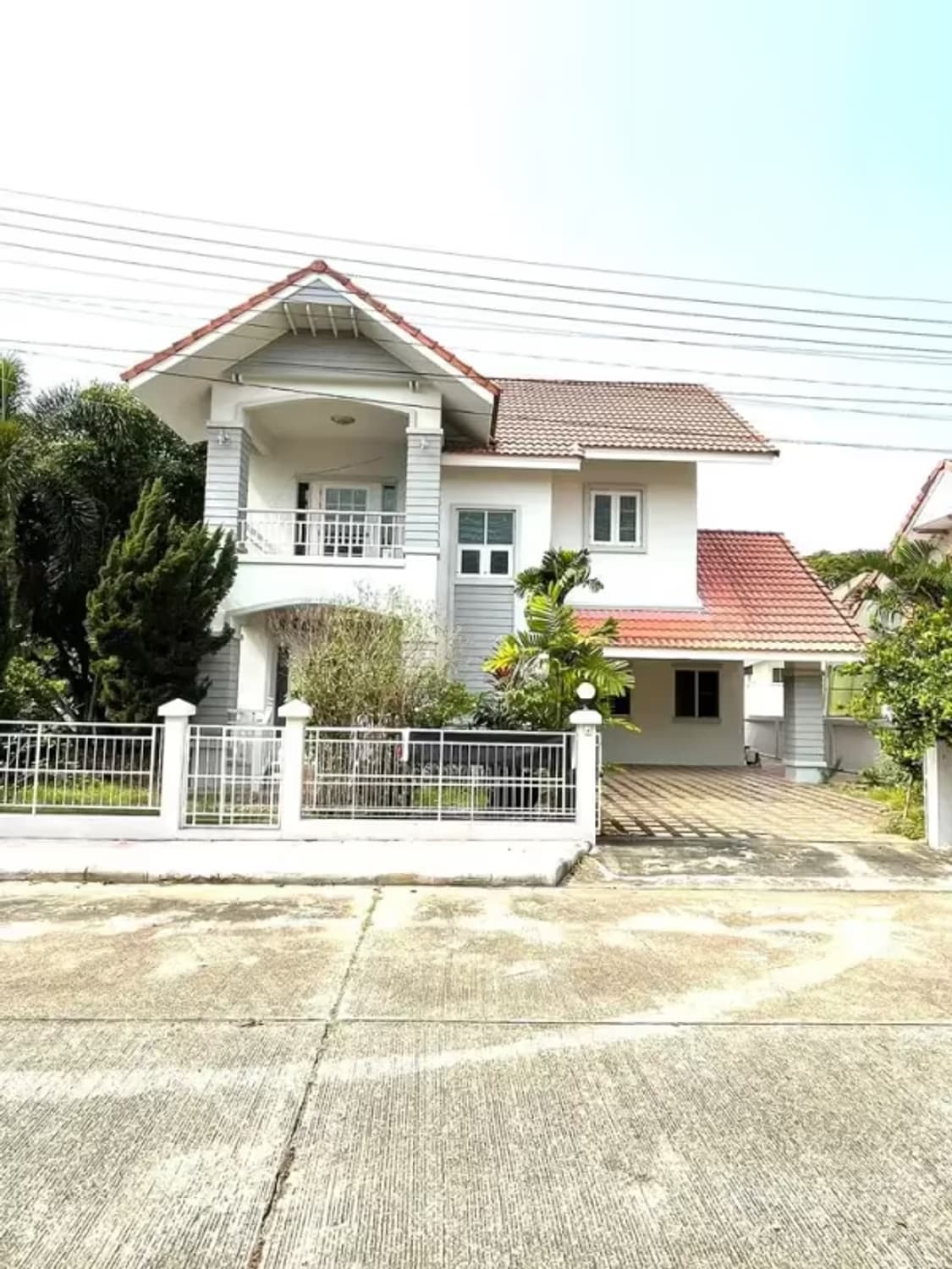 3 Bedroom House - Image 6