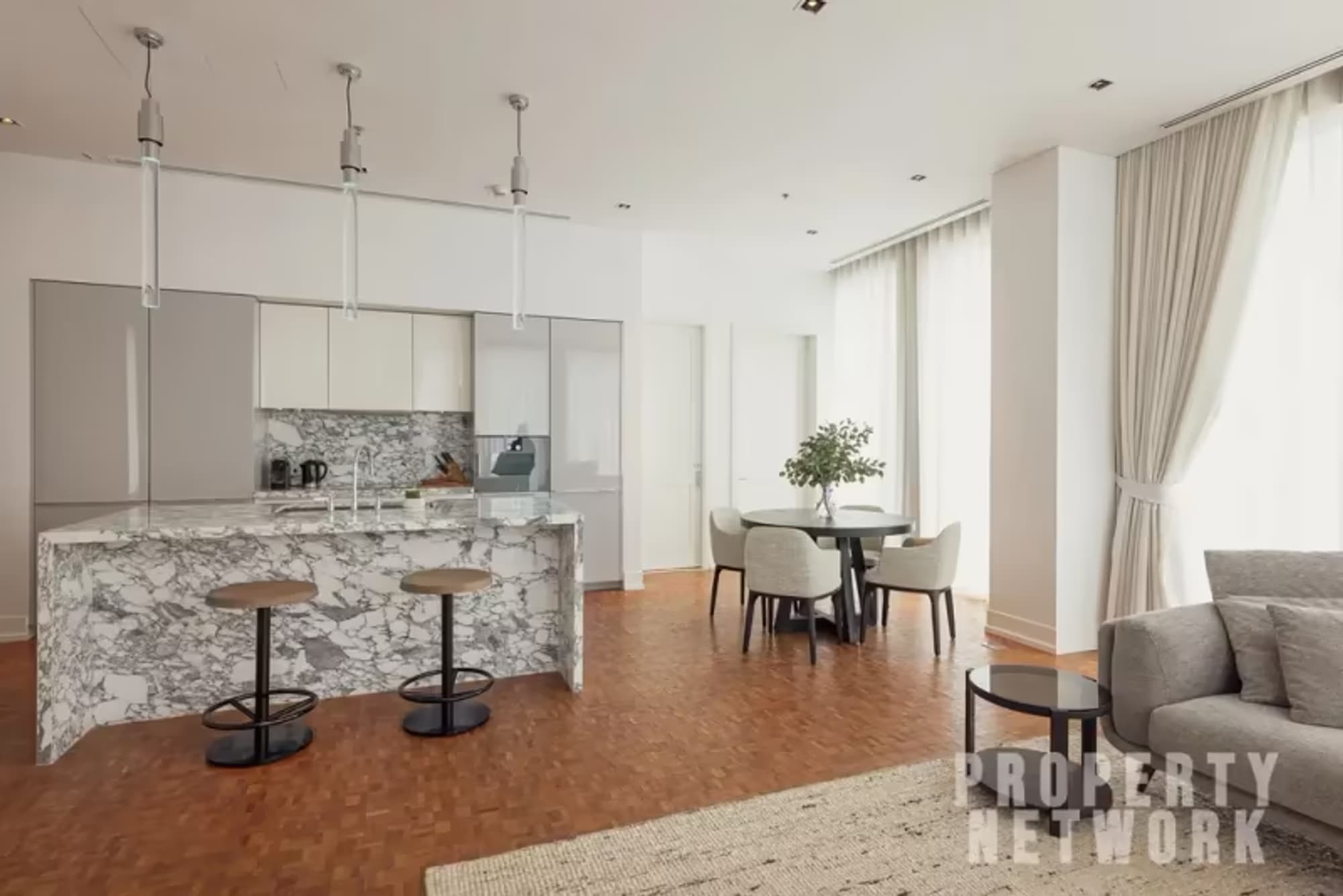 Condo for Rent at The Ritz-Carlton Residences - Image 4